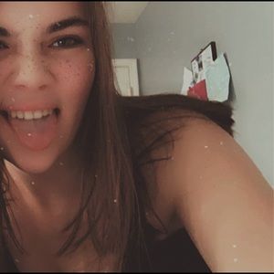 Meet your Posher, Brianna